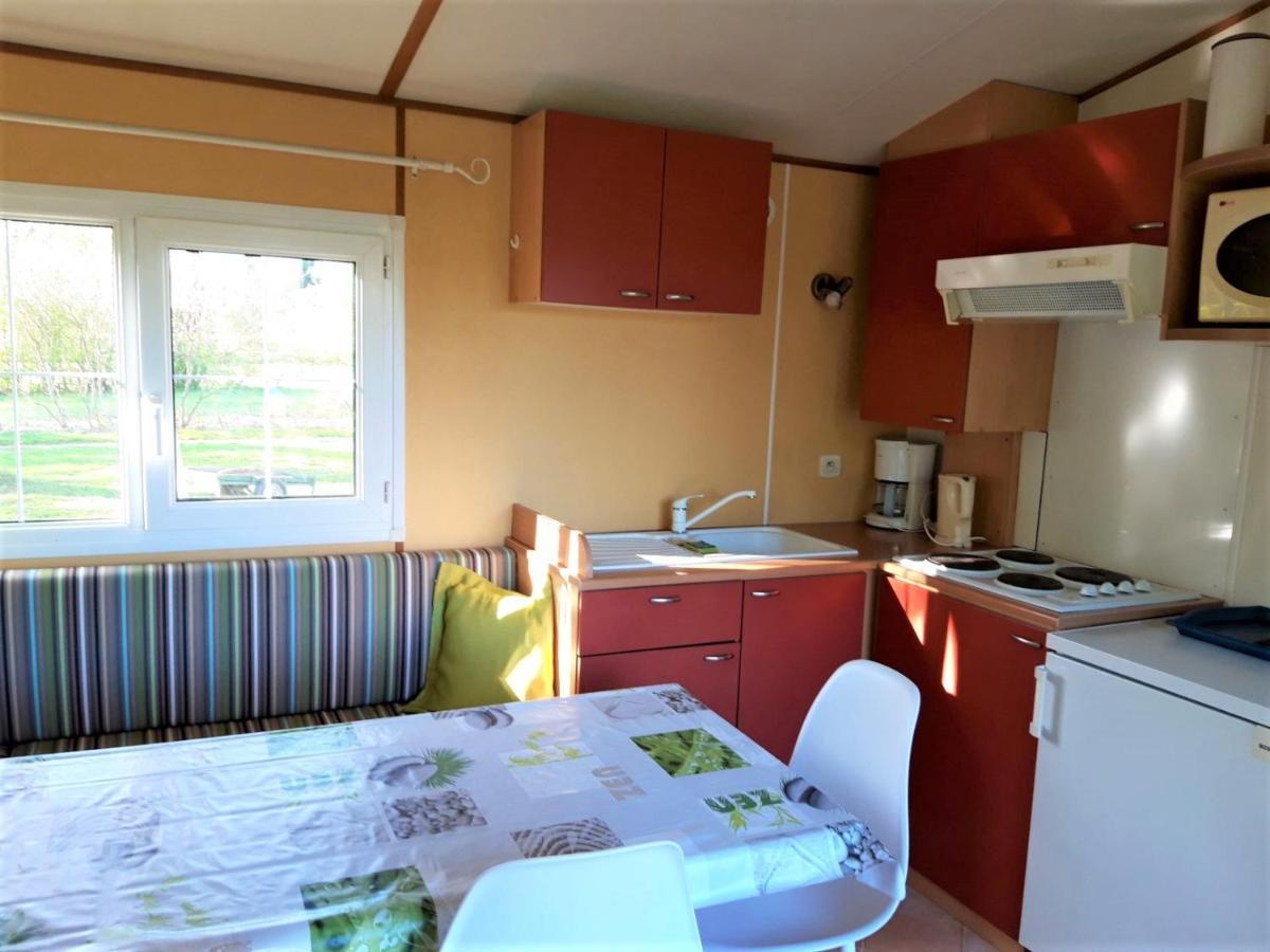 Camping Des 2 Rives- Mobilhomes Etang-sur-Arroux Exteriér fotografie