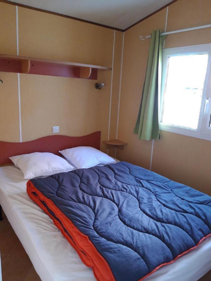 Camping Des 2 Rives- Mobilhomes Etang-sur-Arroux Exteriér fotografie